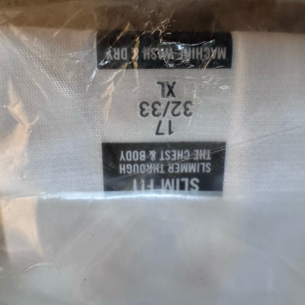 Van Heusen Men's White Slim Fit Shirt 17 32/33 XL ( new in original packaging) - Picture 2 of 5